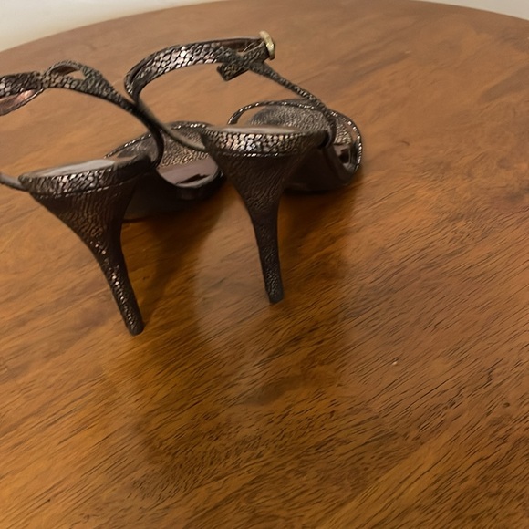 Fergie Platinum Heels - Picture 2 of 6